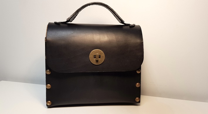 Sac en bois et cuir