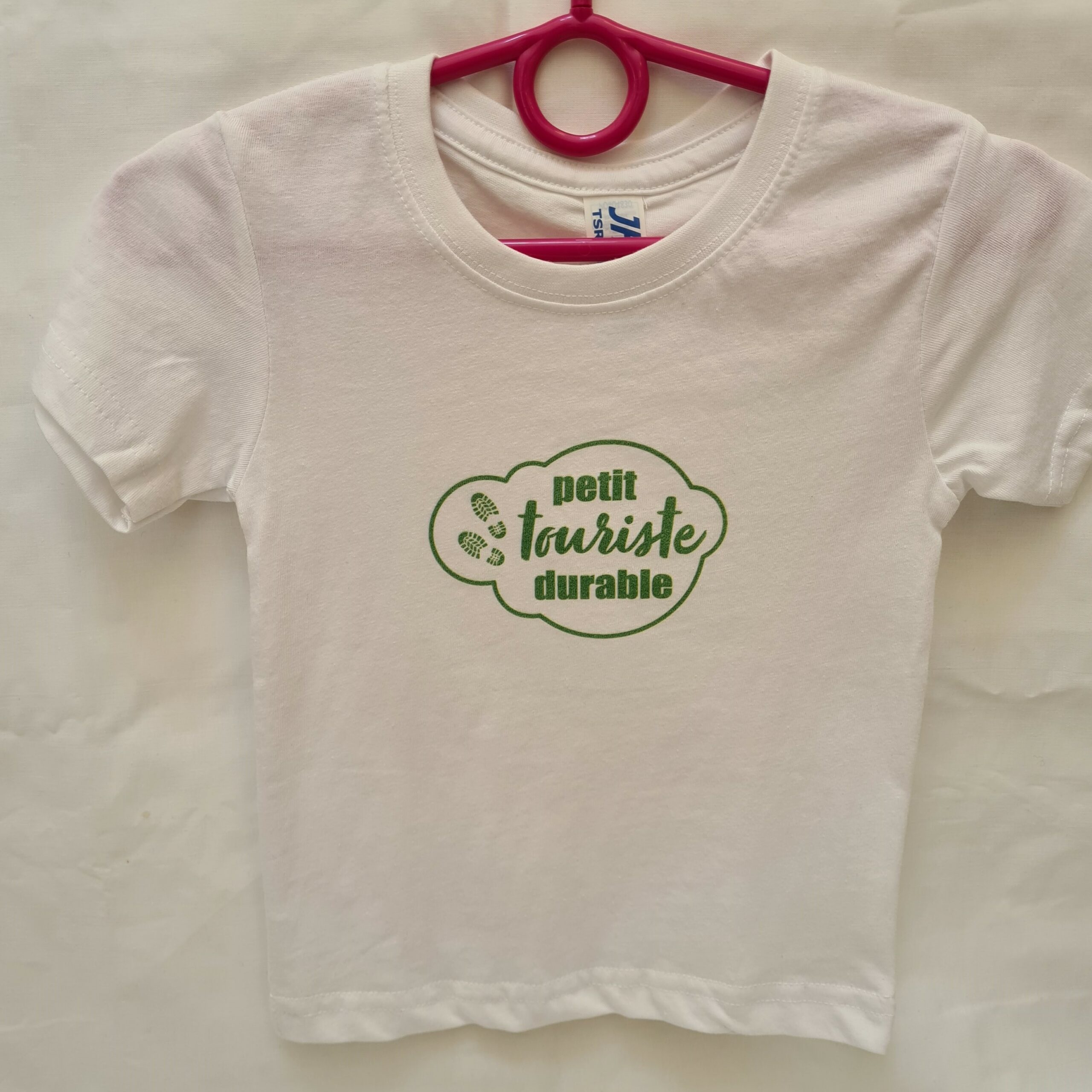 Tee-shirt enfant “Petit touriste durable” blanc – 1 an