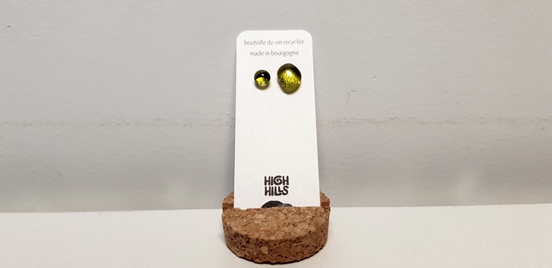 Boucles d’oreilles puces – High Hills glass and stone
