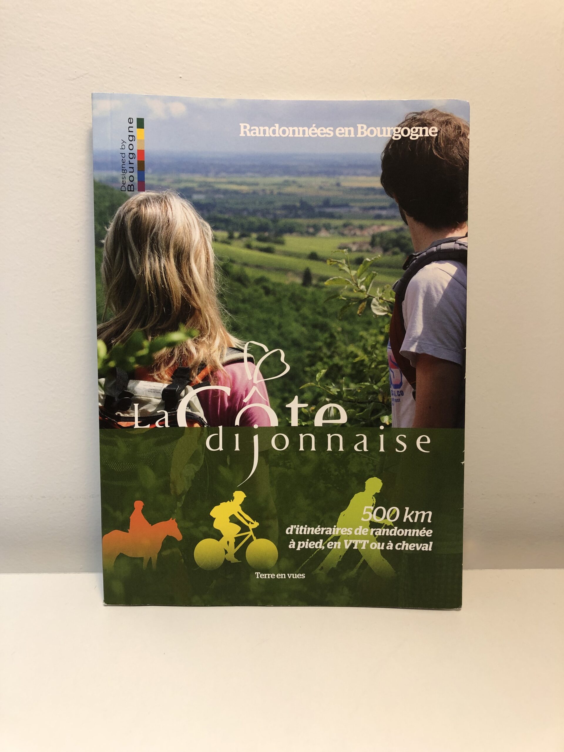 Livre “La Côte Dijonnaise randonnée en Bourgogne”