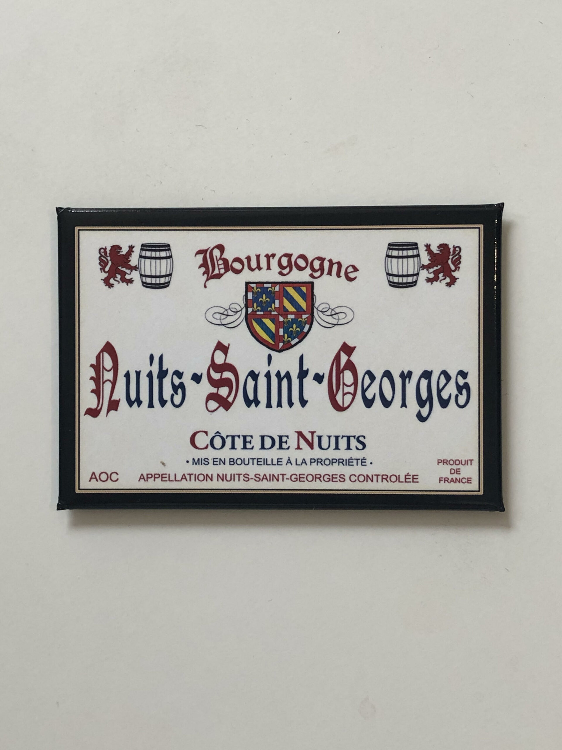 Magnet étiquette de vin Nuits-Saint-Georges - Office de Tourisme Gevrey ...