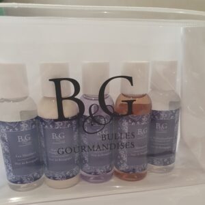 Trousse 5 produits de courtoisie - Bulles & Gourmandises
