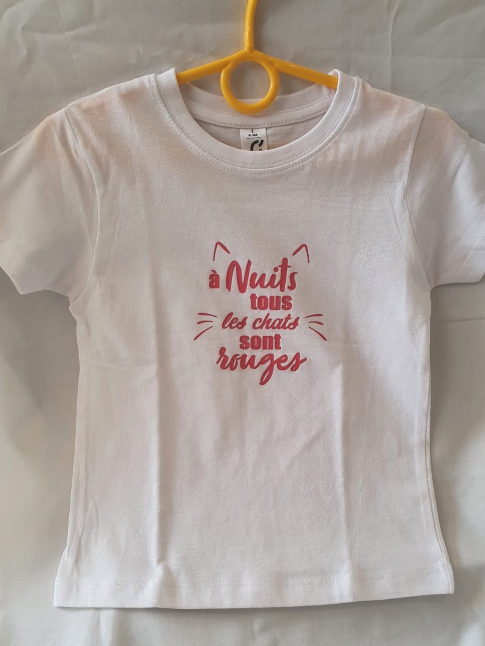 Tee-shirt enfant “A Nuits tous les chats sont rouges” blanc